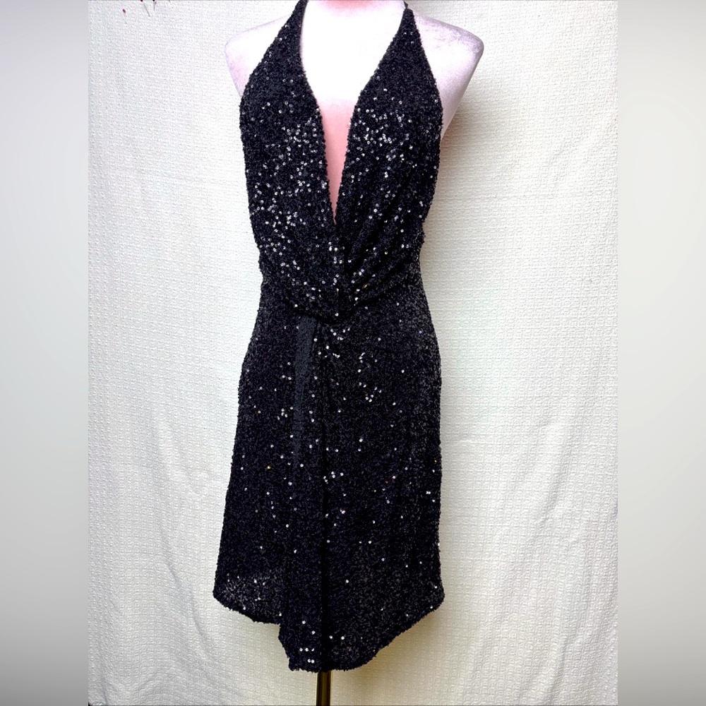 Astr Sparkling Black Backless Dress
